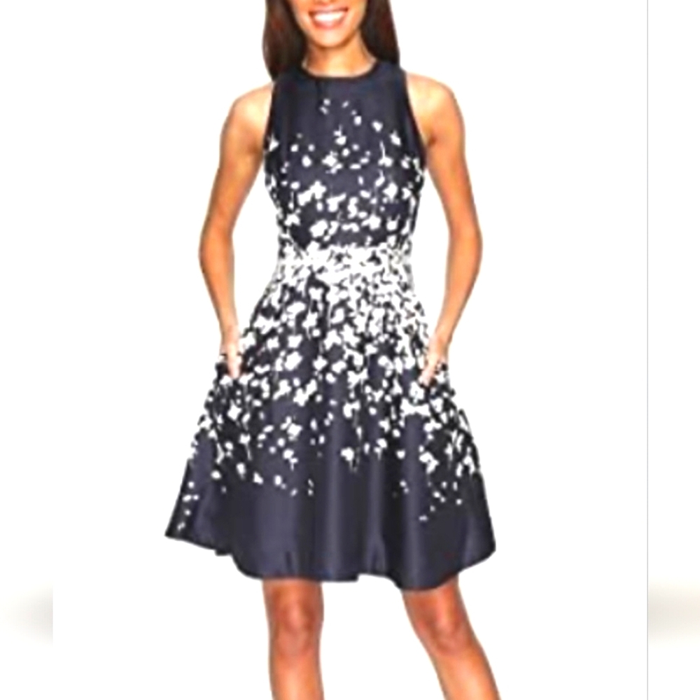 Donna Morgan elegant Navy and White Floral Dress
